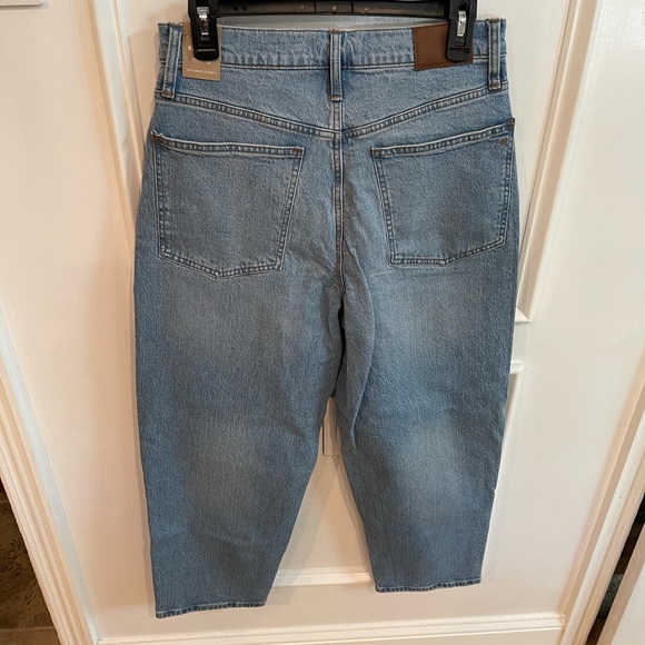 Madewell Barrel Style Jeans - Picture 3 of 3